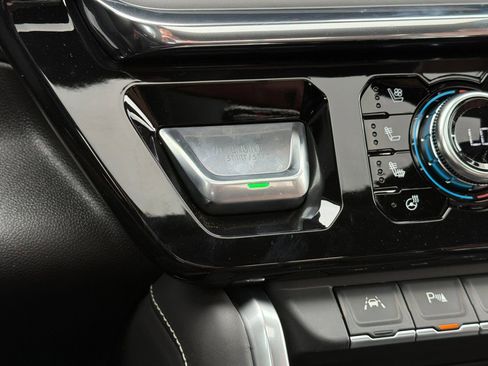 New 2026 GMC Sierra 1500 Denali Ultimate AWD/4WD image 24