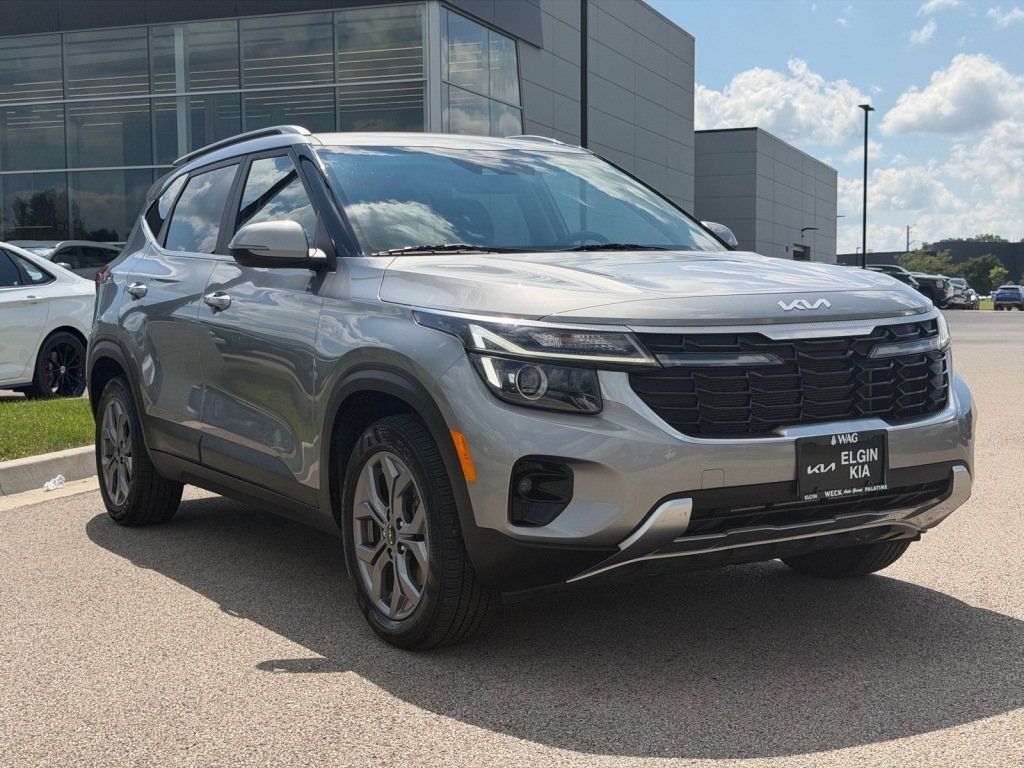 Used 2024 Kia Seltos S AWD/4WD image 1