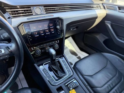 Used 2020 Volkswagen Arteon SEL FWD image 51