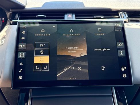 Used 2024 Land Rover Range Rover Velar Dynamic SE AWD/4WD image 33