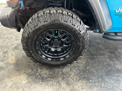 Used 2021 Jeep Wrangler Unlimited Sport AWD/4WD image 21