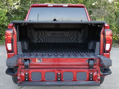 Used 2024 GMC Sierra 1500 Elevation AWD/4WD image 28