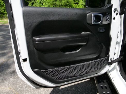 Used 2020 Jeep Wrangler Unlimited Sport S AWD/4WD image 19