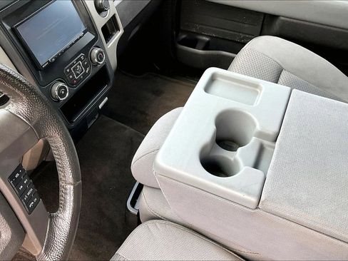 Used 2013 Ford F150 XLT w/ XLT Chrome Pkg image 14