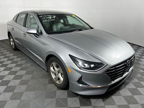 Used 2021 Hyundai Sonata SE image 3