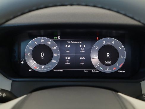 Certified 2024 Land Rover Range Rover Velar S AWD/4WD image 32