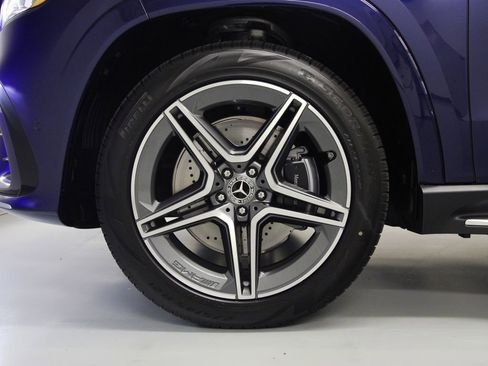 New 2026 Mercedes-Benz GLS 450 4MATIC image 7