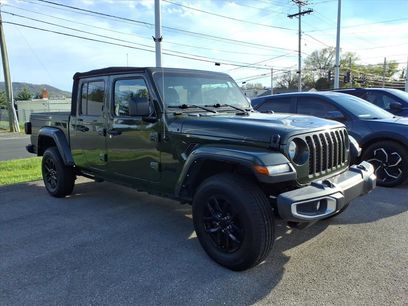 Used 2022 Jeep Gladiator Sport