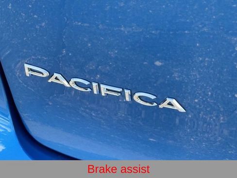 New 2027 Chrysler Pacifica Select FWD image 35