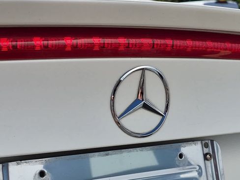 Used 2015 Mercedes-Benz SLK 250 image 19