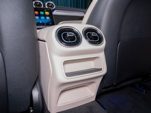 Certified 2026 Mercedes-Benz GLC 300 image 25