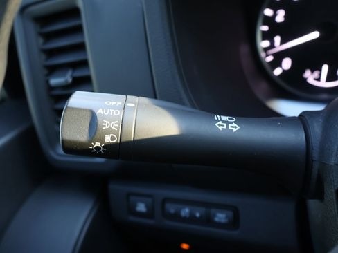 Used 2022 Nissan Frontier S w/ Technology Package image 38