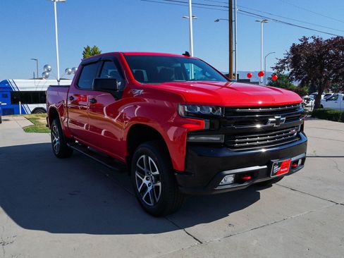 Used 2020 Chevrolet Silverado 1500 LT Trail Boss AWD/4WD image 2