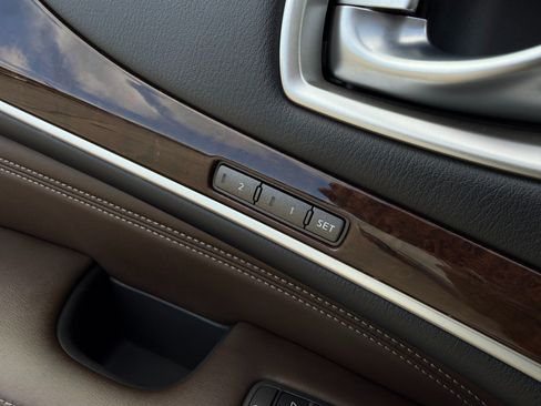 Used 2016 INFINITI QX60 FWD w/ Deluxe Technology Package image 49
