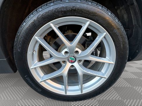 Used 2018 Alfa Romeo Stelvio Ti Sport AWD/4WD image 29