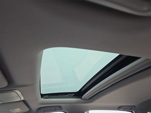 Used 2019 Honda CR-V EX image 30