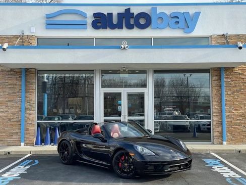 Used 2018 Porsche 718 Boxster GTS image 8