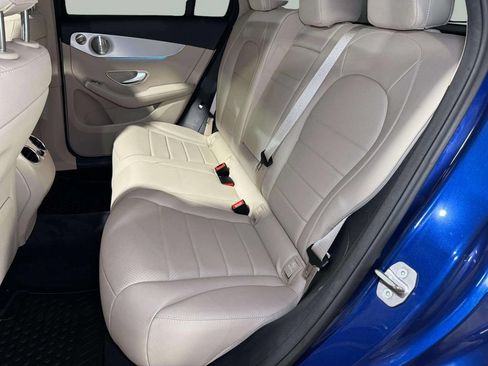 Used 2017 Mercedes-Benz GLC 300 4MATIC image 24