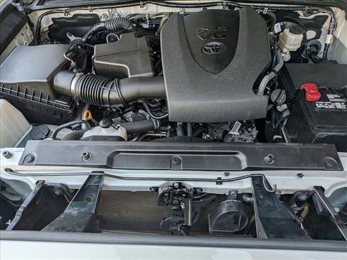 Certified 2023 Toyota Tacoma SR5 image 21