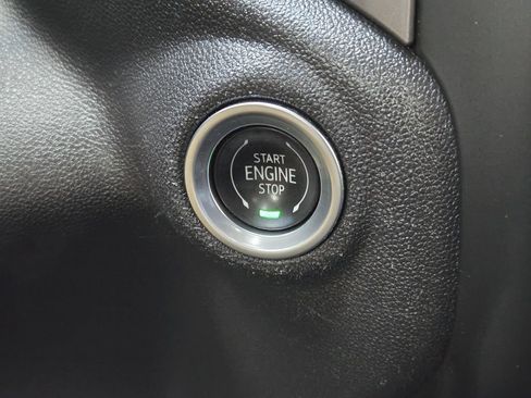 Used 2023 Chevrolet Silverado 1500 Custom RWD image 18