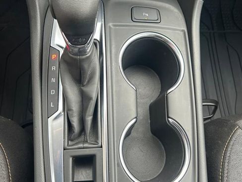 Used 2022 Chevrolet Equinox LT image 16