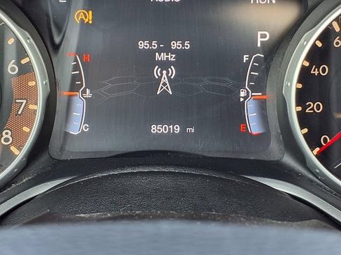 Used 2019 Jeep Compass Limited AWD/4WD image 17