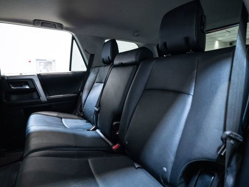Used 2022 Toyota 4Runner Limited AWD/4WD image 38