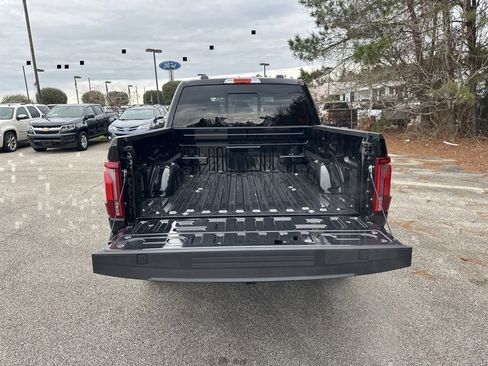 New 2024 Ford F150 Lariat w/ FX4 Off-Road Package image 9