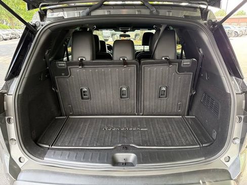 Used 2024 Nissan Pathfinder Rock Creek AWD/4WD image 18