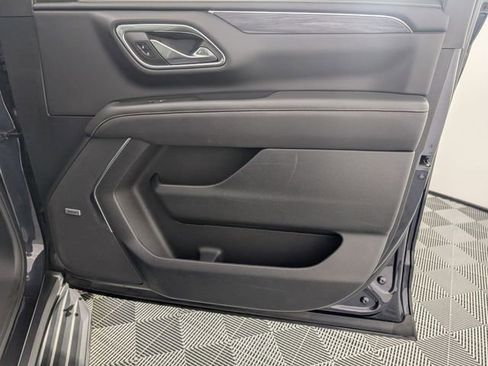 Used 2023 GMC Yukon SLT AWD/4WD image 37