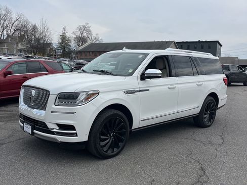Used 2021 Lincoln Navigator L Black Label AWD/4WD image 3