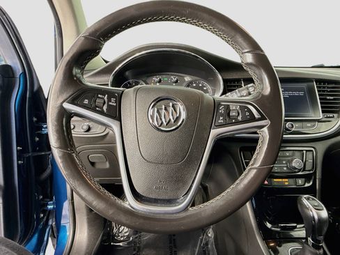 Used 2020 Buick Encore Preferred FWD image 13