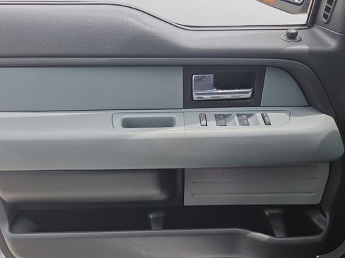 Used 2013 Ford F150 XLT w/ XLT Chrome Pkg RWD image 32