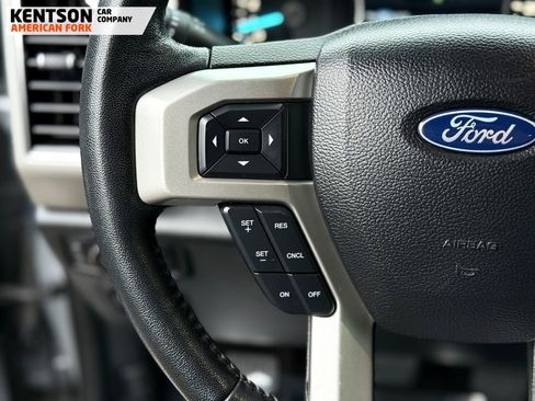 Used 2020 Ford F150 Lariat image 23