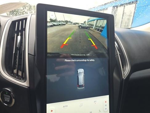 Used 2024 Ford Edge SEL image 20