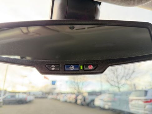 Used 2022 Chevrolet Colorado LT w/ Fleet Safety Package image 27