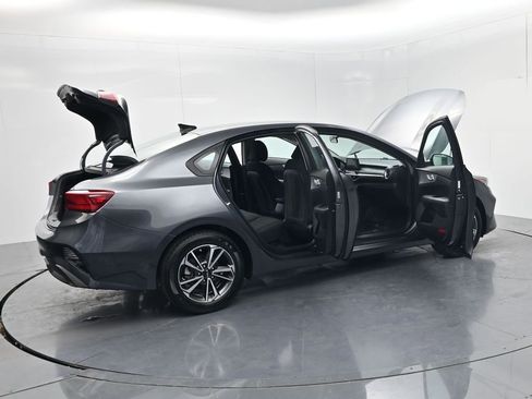 Used 2024 Kia Forte LXS FWD image 57