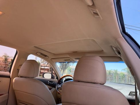 Used 2011 Lexus ES 350 FWD image 22