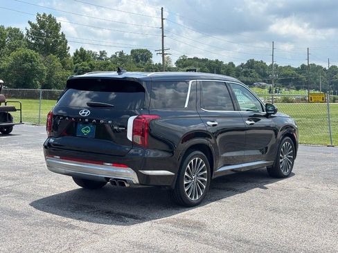 Used 2024 Hyundai Palisade Calligraphy AWD/4WD image 5