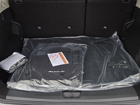 New 2026 Nissan Rogue SV FWD image 9