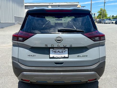 Used 2023 Nissan Rogue SL w/ SL Premium Package AWD/4WD image 6