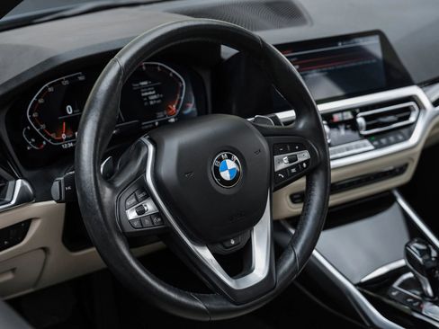 Used 2019 BMW 330i xDrive Sedan w/ Convenience Package AWD/4WD image 17