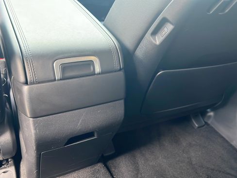 Used 2025 Hyundai Santa Fe Limited image 14