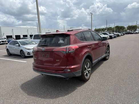 Used 2018 Toyota RAV4 XLE image 3