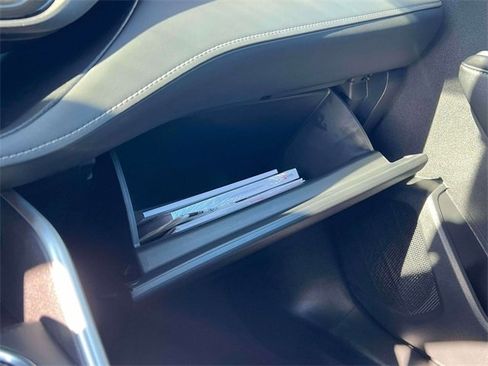 Certified 2024 Toyota Highlander XLE image 35