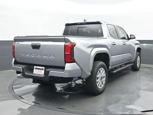 Used 2026 Toyota Tacoma SR5 AWD/4WD image 19