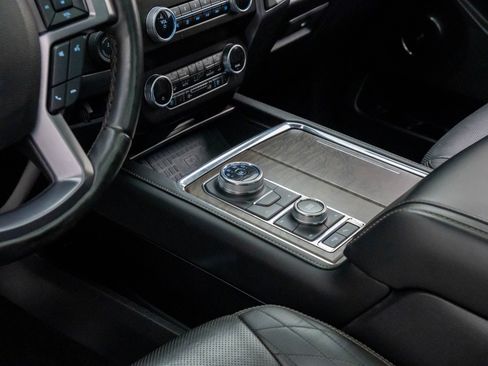 Used 2019 Ford Expedition Max Platinum image 12