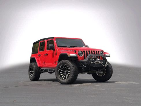 Used 2019 Jeep Wrangler Unlimited Rubicon AWD/4WD image 2