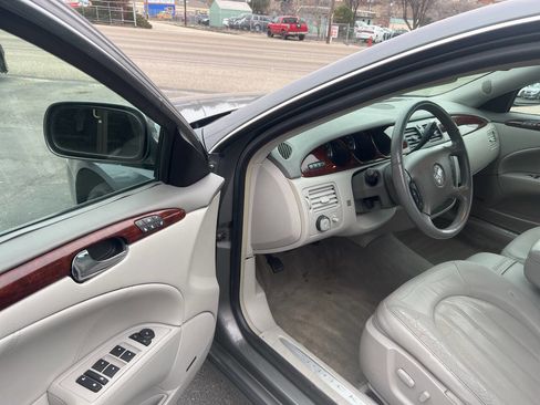 Used 2007 Buick Lucerne CXL image 11