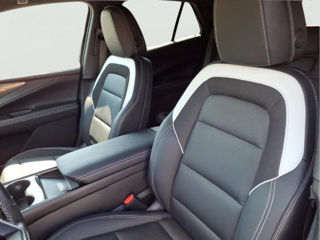 Used 2025 Chevrolet Blazer EV LT FWD image 7